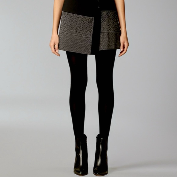 Zara Womens Quilted Wrap Skirt Textured SZ Med Black Academia Goth Asymmetric - Picture 7 of 14